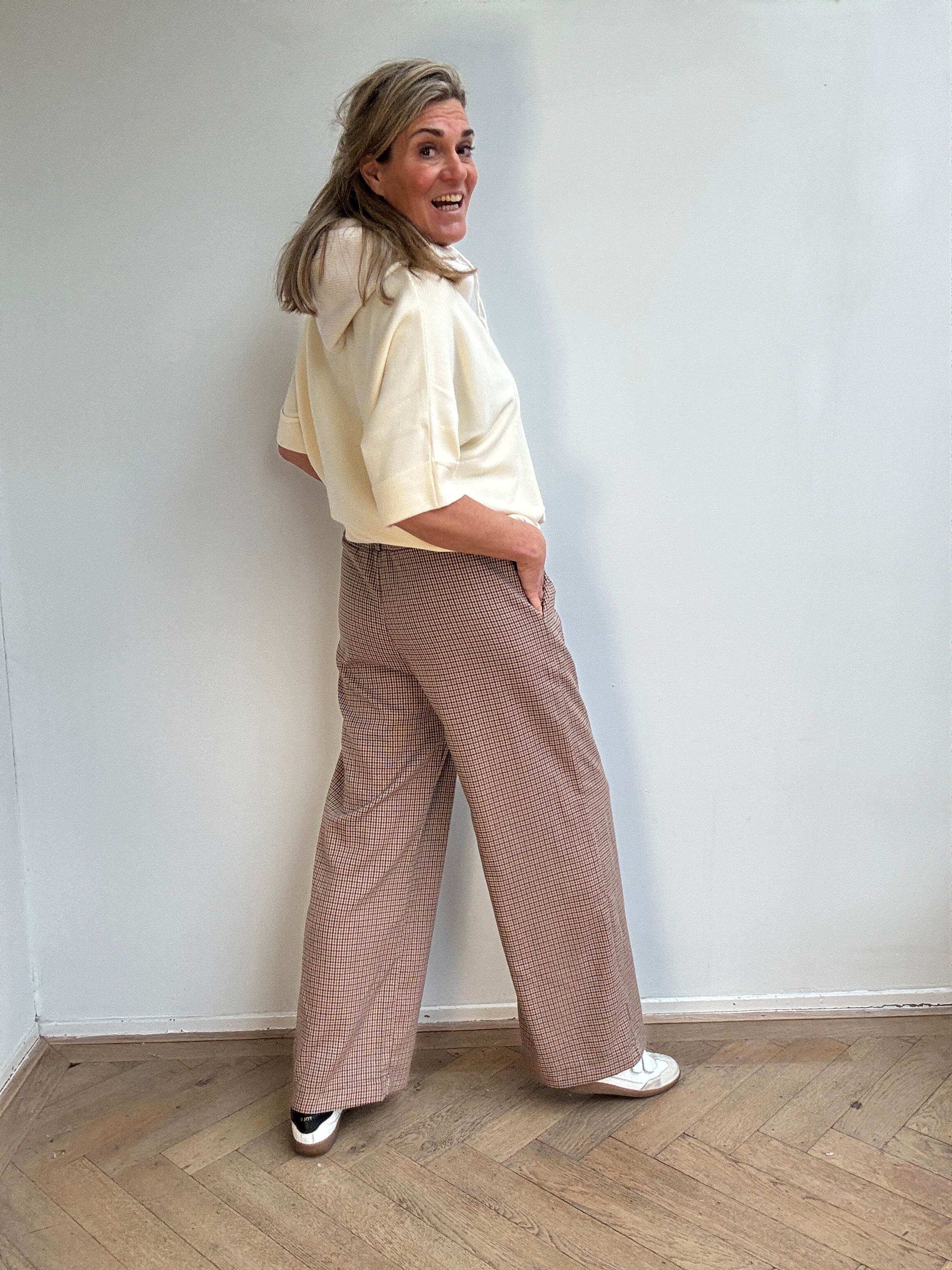 Broek - June - Image 5